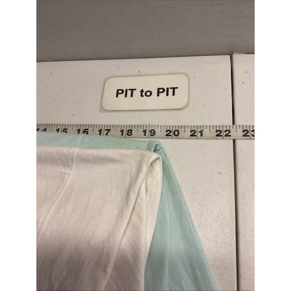 Lot of 2 Tasc Women’s Long‎ Sleeve Bamboo performance Shirt Size M White/ Blue - Picture 12 of 14